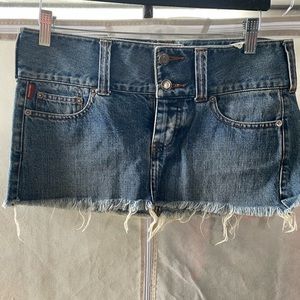 Hollister mini skirt